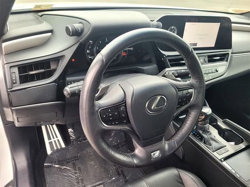 Used 2023 Lexus ES 350 F Sport image 9