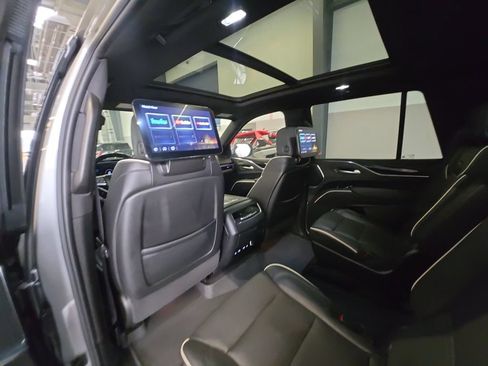 Used 2024 Cadillac Escalade Sport w/ LPO, ONYX Package AWD/4WD image 26
