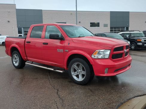 Used 2013 RAM 1500 Express AWD/4WD image 2