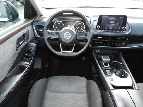 Used 2021 Nissan Rogue S FWD image 18