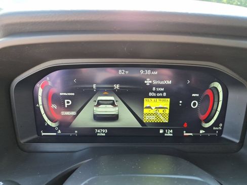 Used 2025 Nissan Rogue Platinum FWD image 11