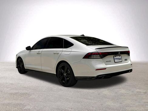 Used 2025 Honda Accord Sport image 7