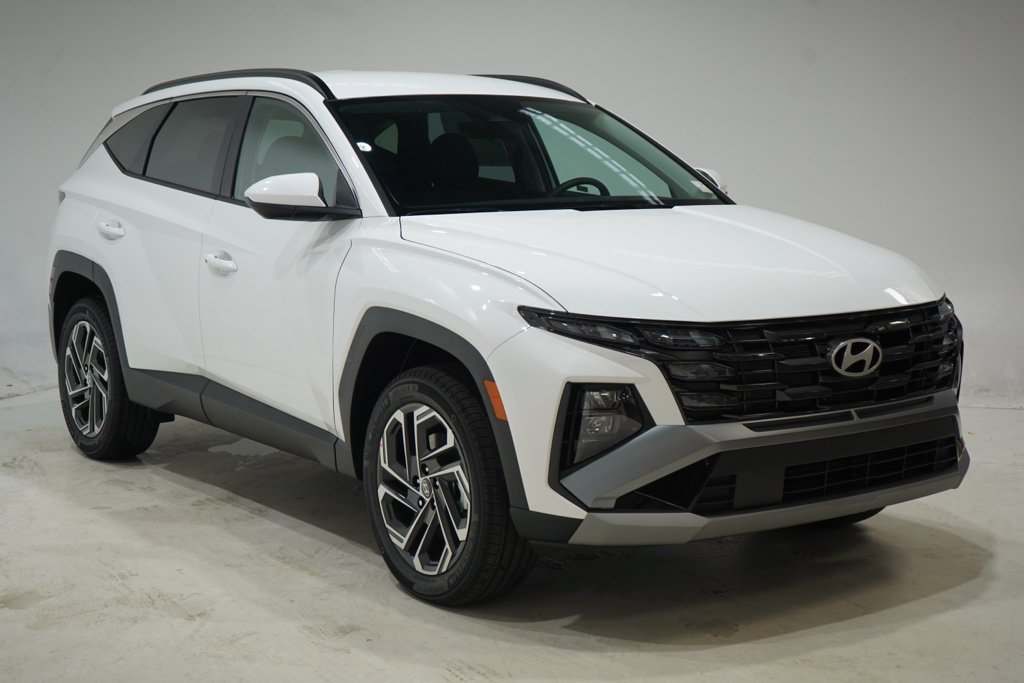 New 2026 Hyundai Tucson SEL Plus AWD/4WD image 1