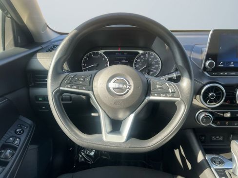 Used 2024 Nissan Sentra SV image 13
