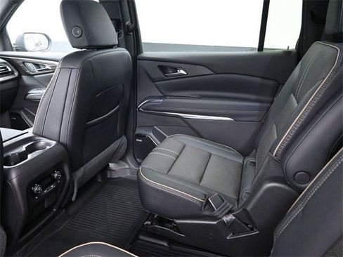 New 2026 Chevrolet Traverse High Country w/ LPO, Floor Liner Package image 31