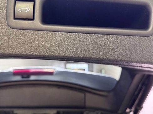 Used 2021 Toyota Highlander Platinum AWD/4WD image 41
