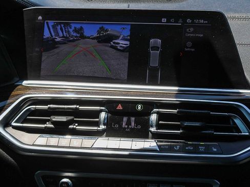 Used 2020 BMW X5 xDrive40i AWD/4WD image 11