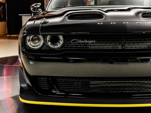 Used 2023 Dodge Challenger SRT Hellcat Redeye RWD image 19