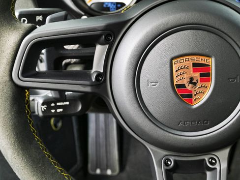 Certified 2025 Porsche 718 Boxster Spyder RS RWD image 11