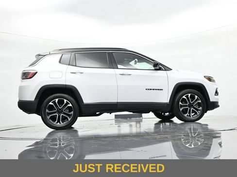 Used 2023 Jeep Compass Limited AWD/4WD image 27