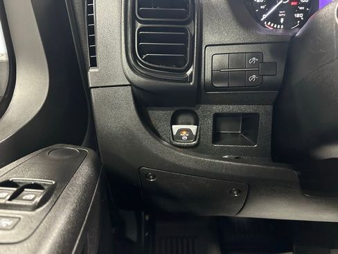 Used 2023 RAM ProMaster 3500 image 17