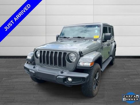 Used 2021 Jeep Wrangler Unlimited Sahara AWD/4WD image 7