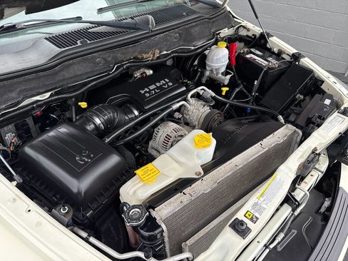 Used 2008 Dodge Ram 1500 Truck SLT w/ Cool Chrome Pkg image 11