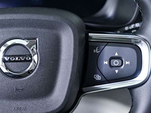 New 2026 Volvo XC40 B5 Ultra w/ Climate Package image 11