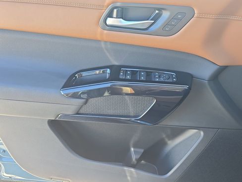 New 2026 Nissan Pathfinder Platinum w/ Cargo Package FWD image 26