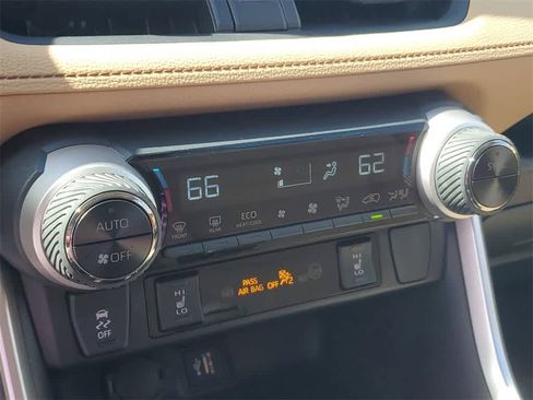 Used 2025 Toyota RAV4 XLE w/ Convenience Package image 29
