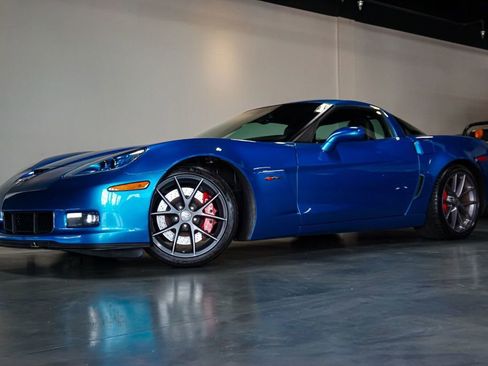 Used 2010 Chevrolet Corvette Z06 w/ Preferred Equipment Group RWD image 79