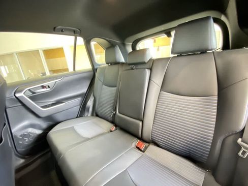 Used 2019 Toyota RAV4 XSE w/ XSE Weather Package AWD/4WD image 25