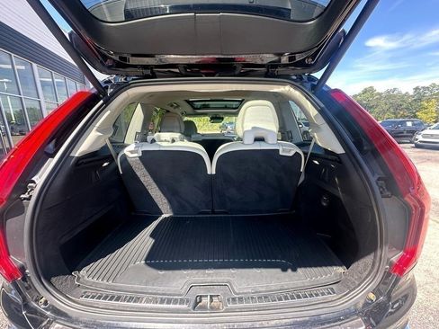 Used 2021 Volvo XC90 T6 Inscription w/ Protection Package Premier image 15