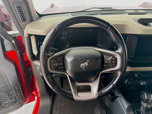 Used 2021 Ford Bronco Wildtrak image 19