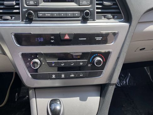 Used 2017 Hyundai Sonata SE image 17