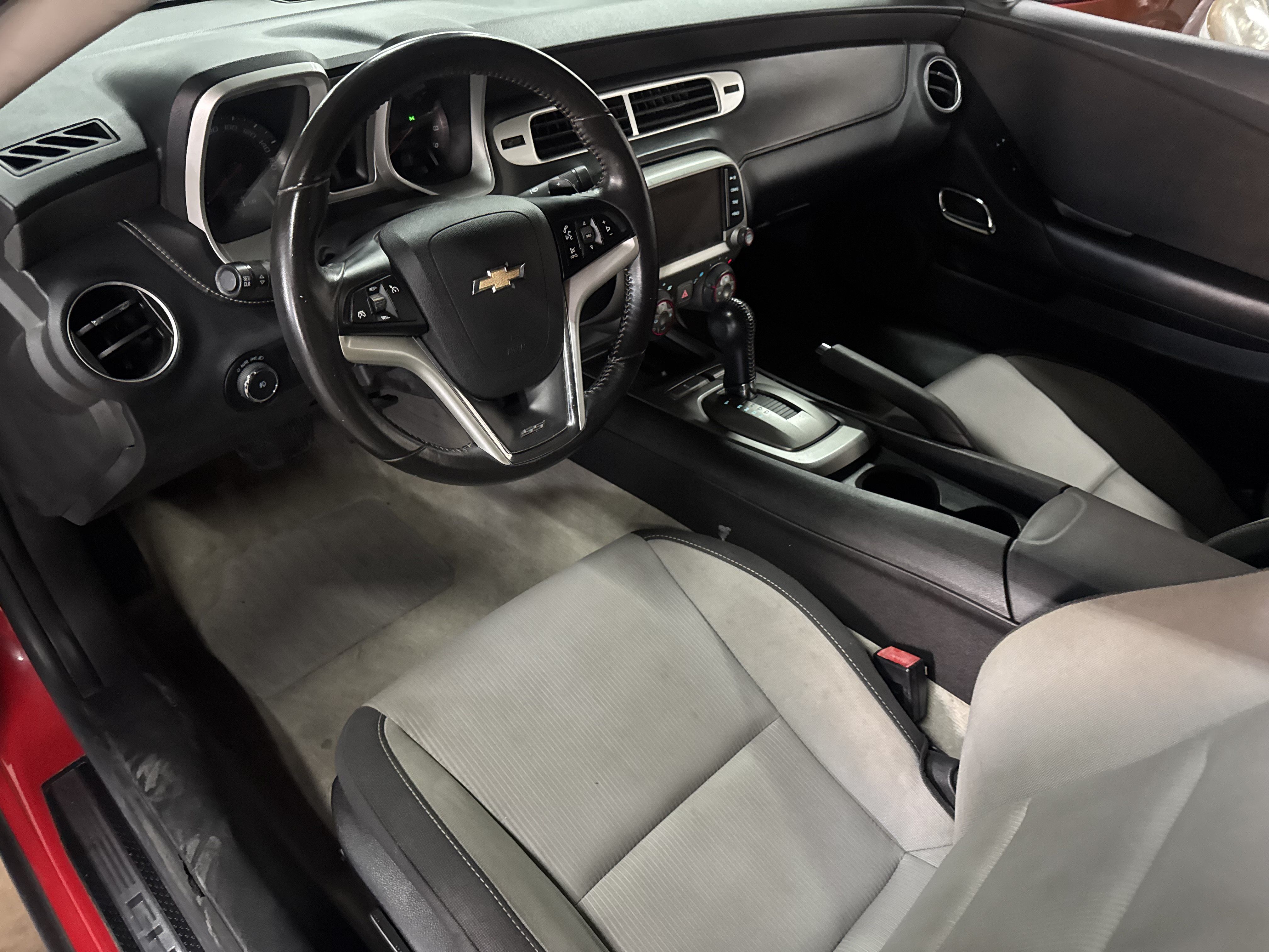 Used 2013 Chevrolet Camaro SS RWD image 11