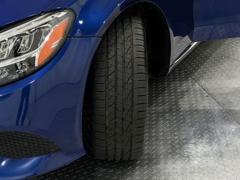 Used 2019 Mercedes-Benz C 300 4MATIC Sedan image 38