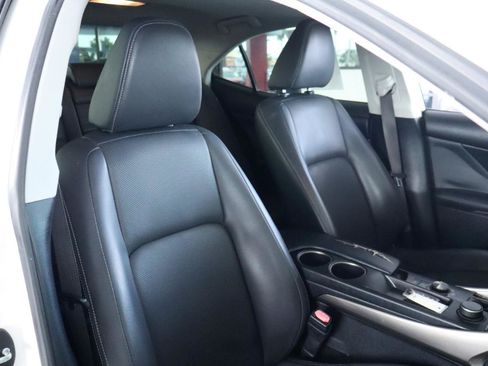 Used 2016 Lexus IS 200t RWD image 36