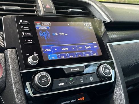 Used 2020 Honda Civic Sport image 23