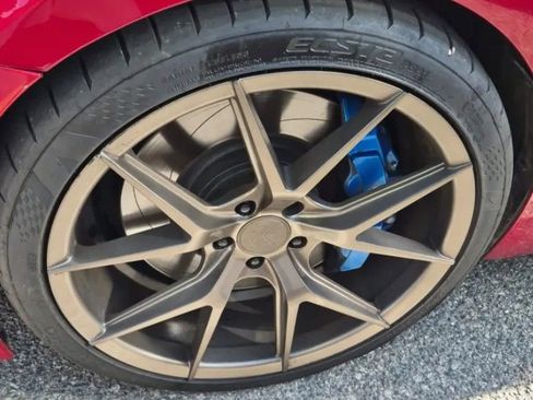 Used 2015 Lexus RC F w/ Premium Package RWD image 6