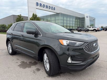 Used 2024 Ford Edge SEL w/ Convenience Package
