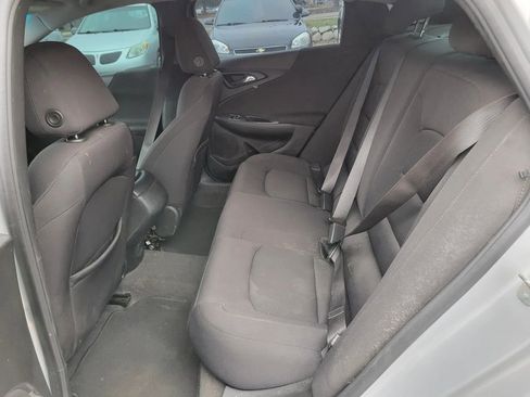 Used 2019 Chevrolet Malibu RS FWD image 4