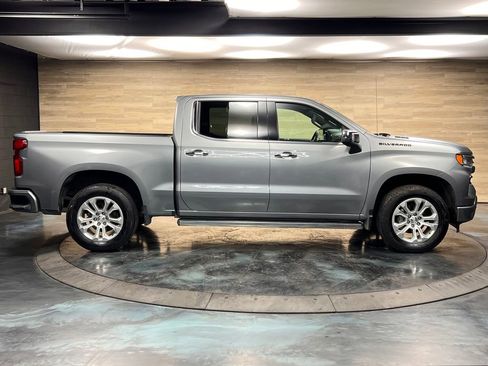 Used 2023 Chevrolet Silverado 1500 LTZ w/ Technology Package AWD/4WD image 31