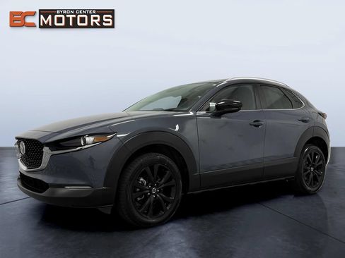 Used 2025 MAZDA CX-30 AWD 2.5 S w/ Preferred Package image 2