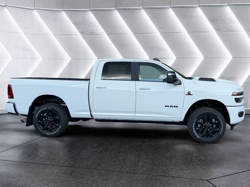 New 2026 RAM 2500 Laramie w/ Night Edition AWD/4WD image 7