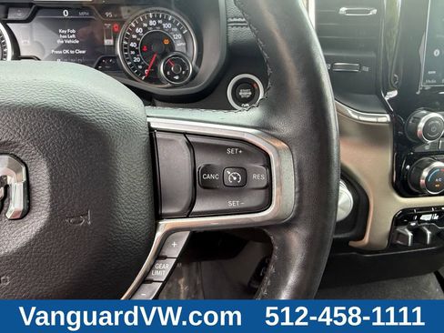 Used 2019 RAM 1500 Laramie AWD/4WD image 18