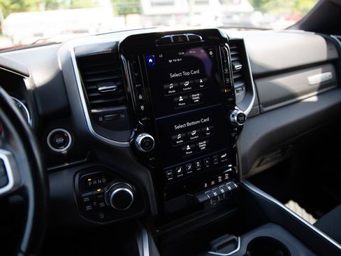 Used 2021 RAM 1500 Big Horn AWD/4WD image 14