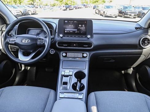 Certified 2023 Hyundai Kona SE FWD image 13