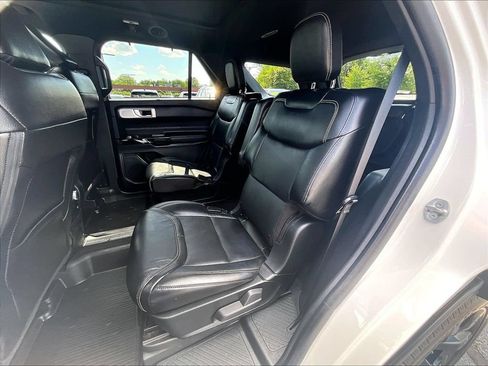 Used 2023 Ford Explorer ST w/ Equipment Group 401A AWD/4WD image 14
