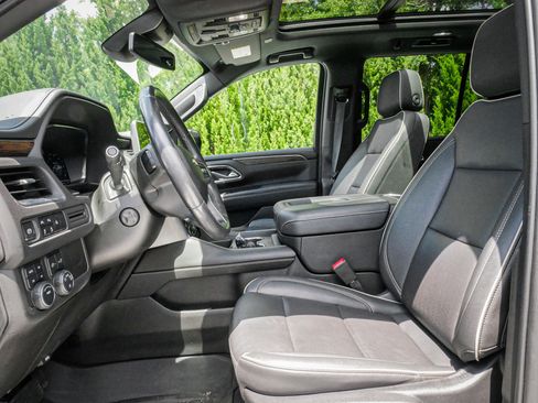 Used 2023 Chevrolet Tahoe Premier AWD/4WD image 7