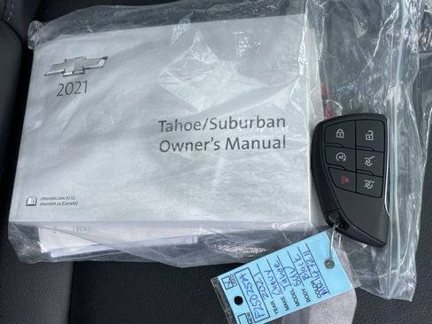Used 2021 Chevrolet Tahoe Z71 w/ Z71 Signature Package image 43