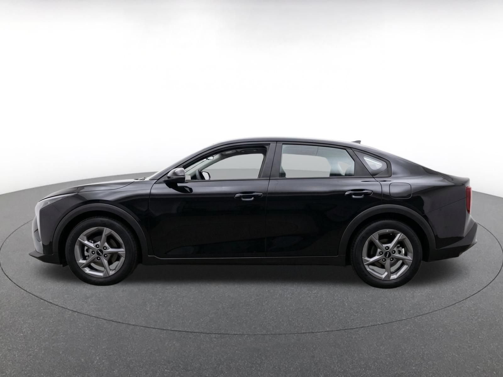 Used 2026 Kia K4 FWD image 4