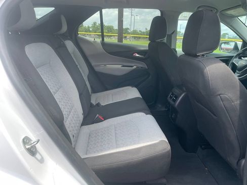 Used 2022 Chevrolet Equinox LT FWD image 26