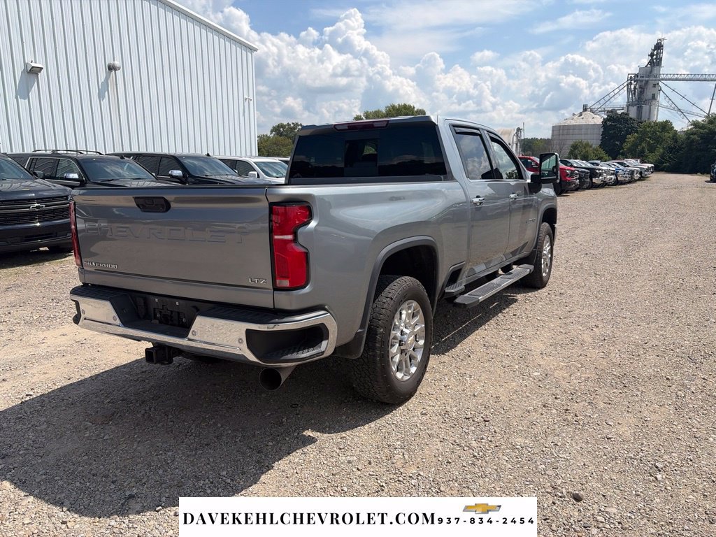 Used 2025 Chevrolet Silverado 2500 LTZ w/ LTZ Plus Package AWD/4WD image 4