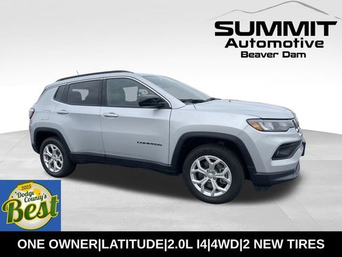 Used 2024 Jeep Compass Latitude AWD/4WD image 1