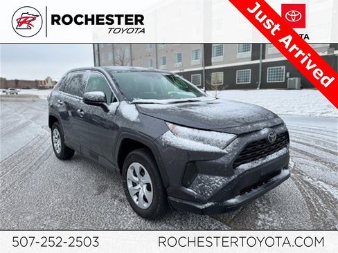 Used 2024 Toyota RAV4 LE image 1