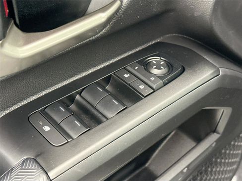 Certified 2025 Toyota Tacoma TRD Off-Road image 26