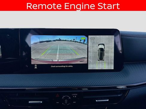 Used 2025 Nissan Kicks SR w/ SR Premium Package FWD image 12