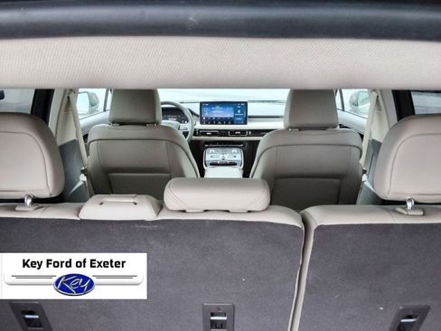 Used 2023 Lincoln Nautilus AWD w/ Premium Package image 15