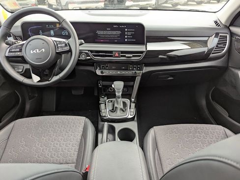 New 2026 Kia Seltos S image 12